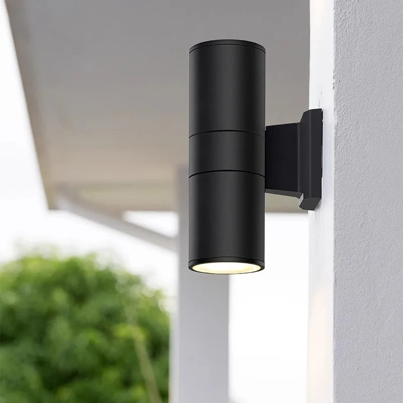 SCONSE GARDEN WALL LIGHT