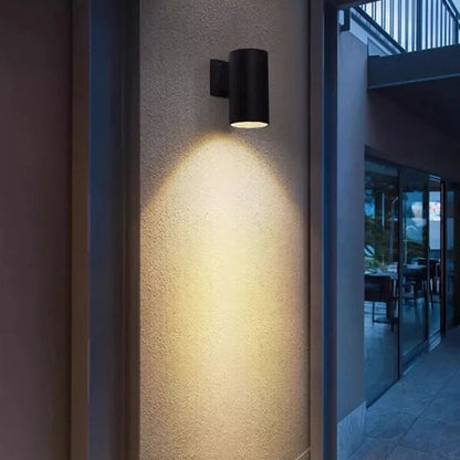 SCONSE GARDEN WALL LIGHT